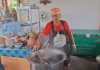 ไร้ชื่อป้าย!“ก๋วยจั๊บป้าไฉน”สูตรโบราณต้นตำหรับ อร่อยมัดใจลูกค้าแน่นทุกวัน